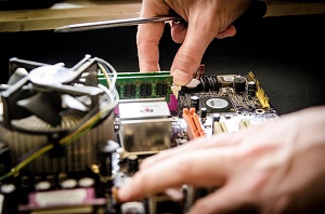 Computers: Repair Or Replace?